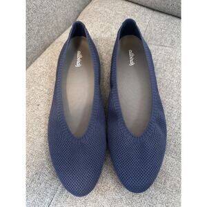 EUC Allbirds Tree size 9.5 breezer point blue knit washable almond toe flats
